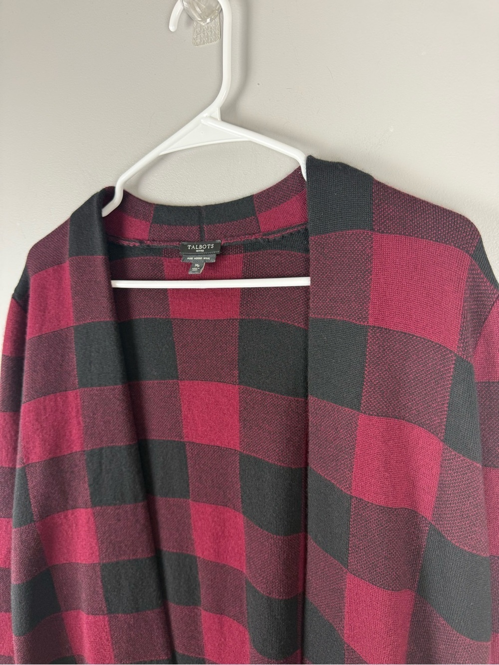 Talbots Womens Red Buffalo Plaid Long Sleeve Merino Wool Cardigan SZ MP Western